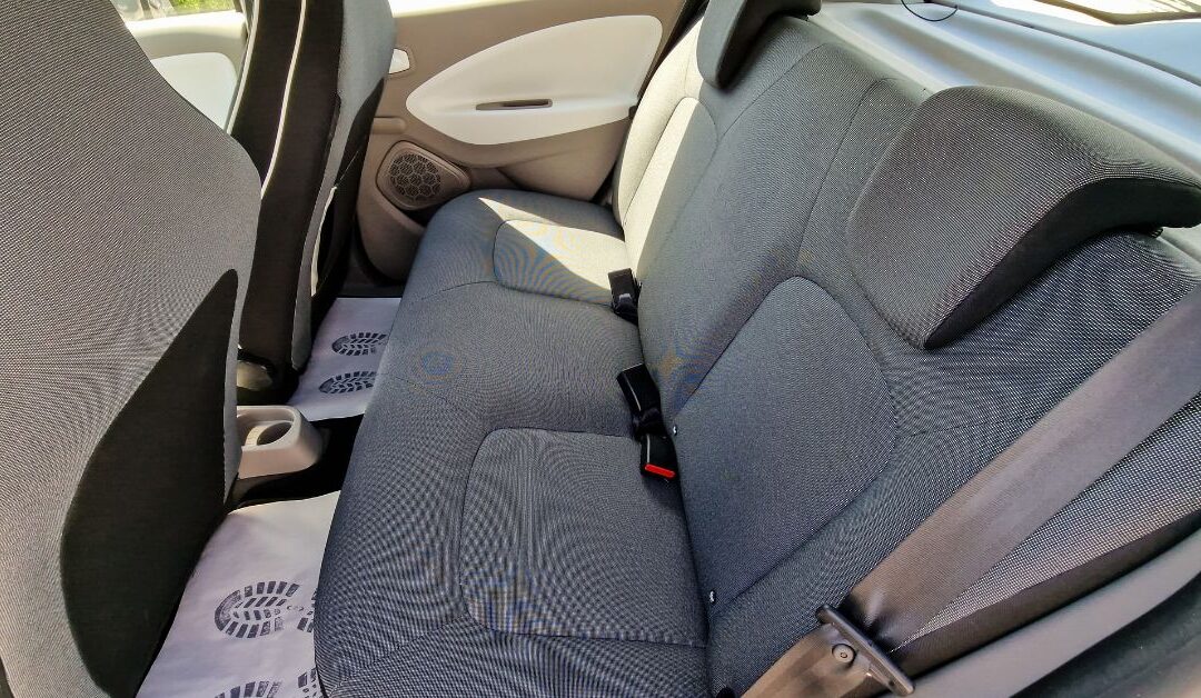 How Seat Covers and Floor Mats Can Transform Your Driving Comfort and Car Style